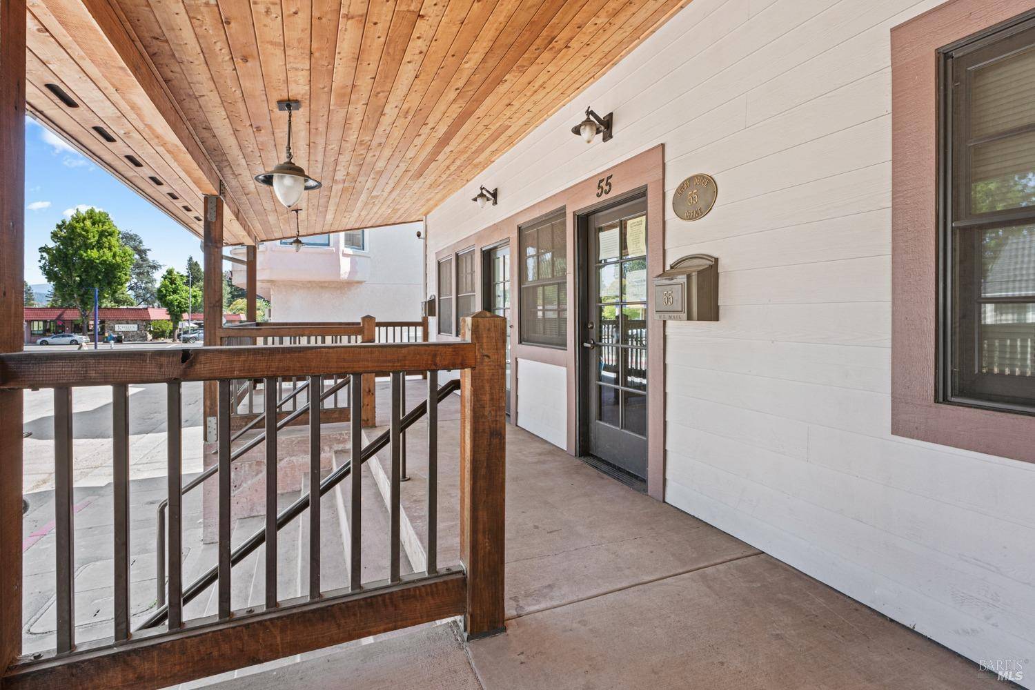 Willits, CA 95490,41 W Mendocino AVE