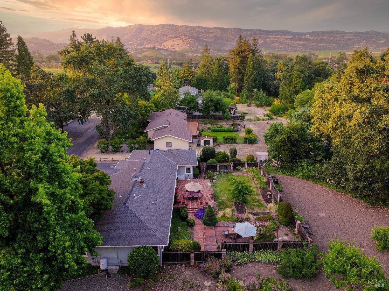 Napa, CA 94558,1039 Petra DR