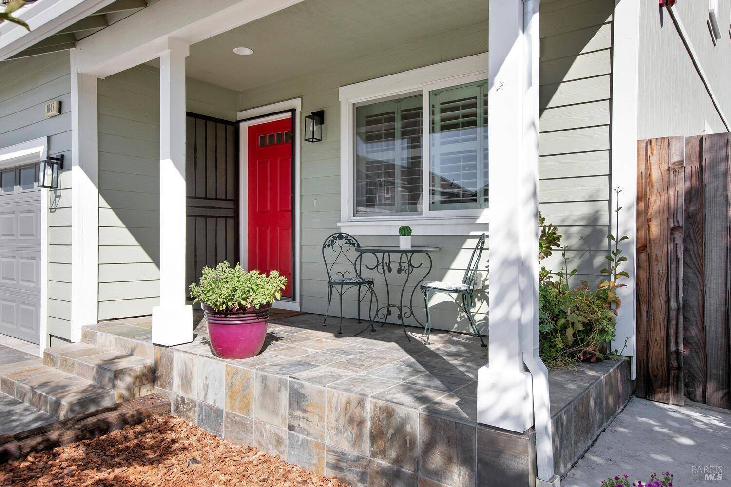 Santa Rosa, CA 95403,1647 Kerry LN