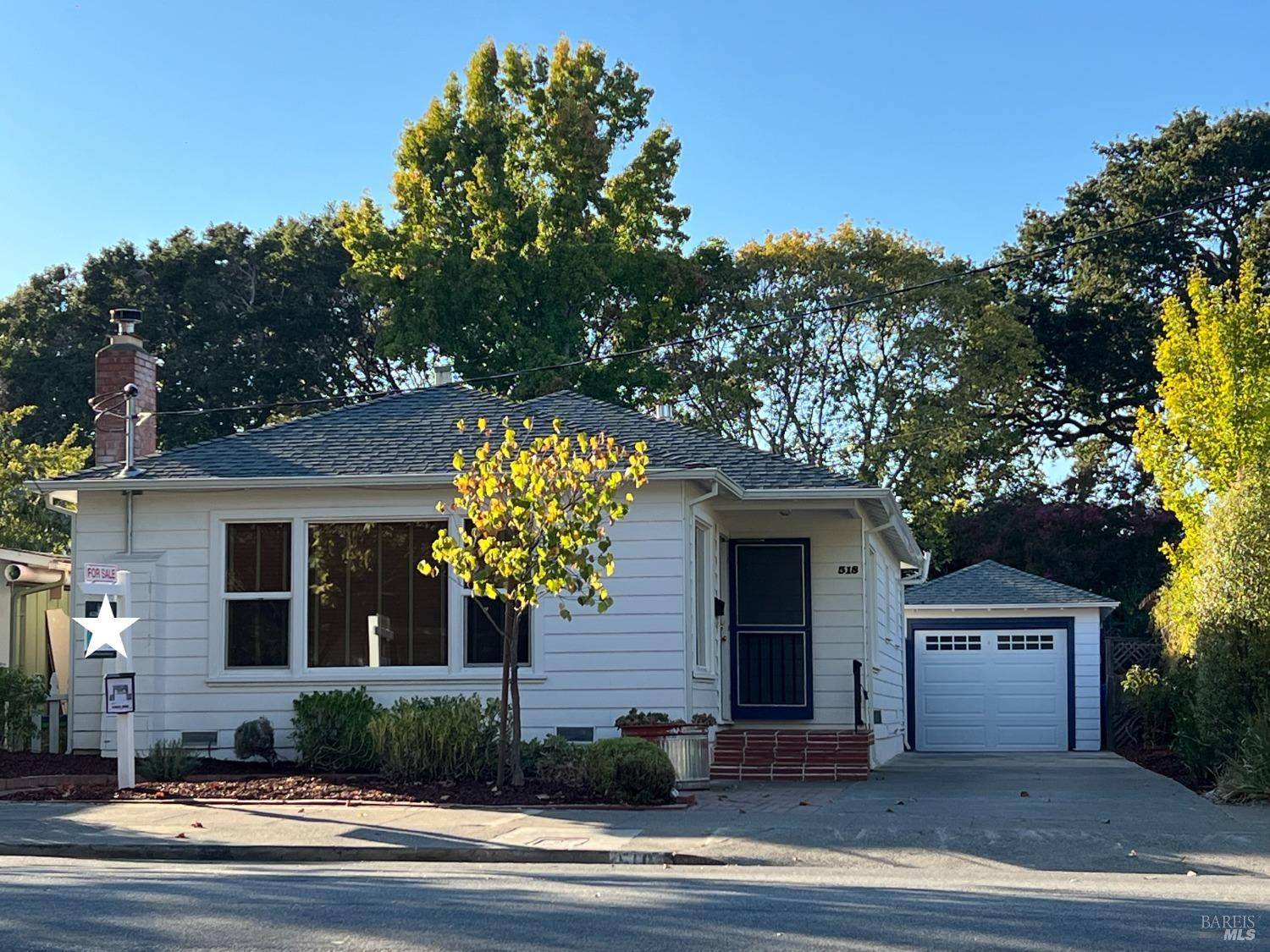 Petaluma, CA 94952,518 G ST