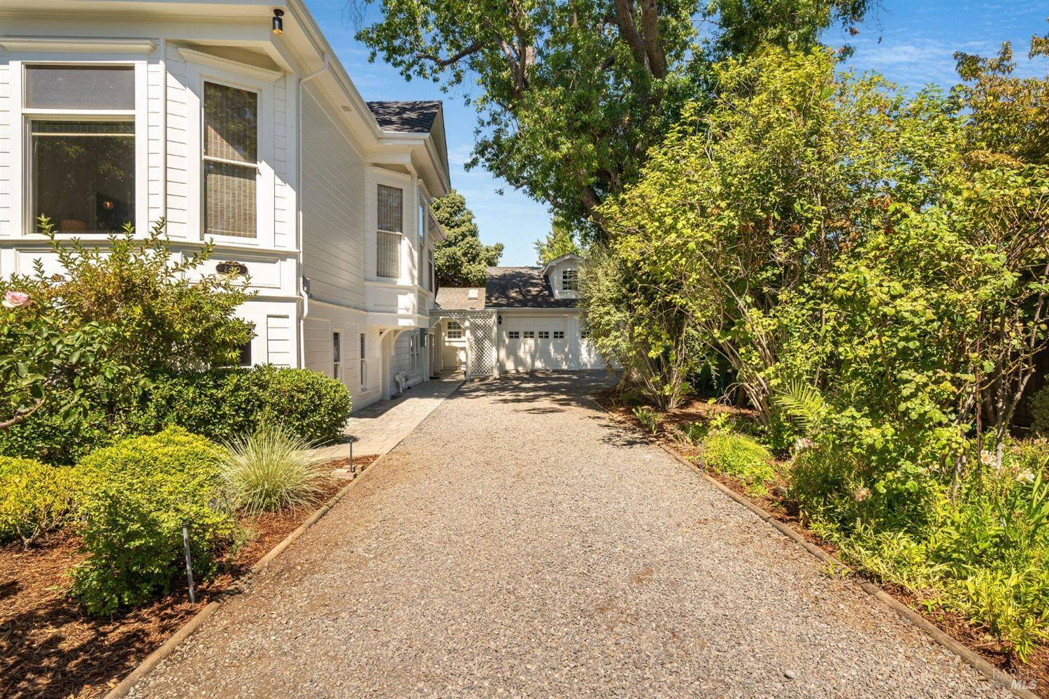 Napa, CA 94559,2230 1st ST