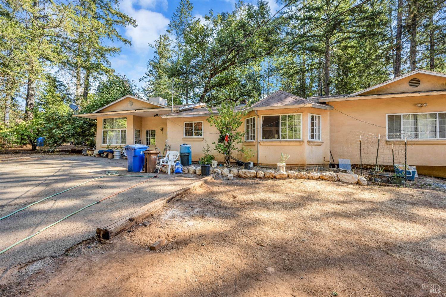 Angwin, CA 94508,400 Howell Mountain RD