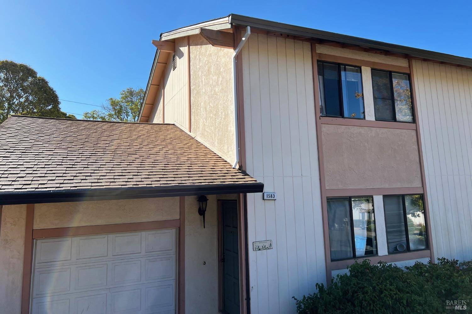 Novato, CA 94949,1583 Merritt DR