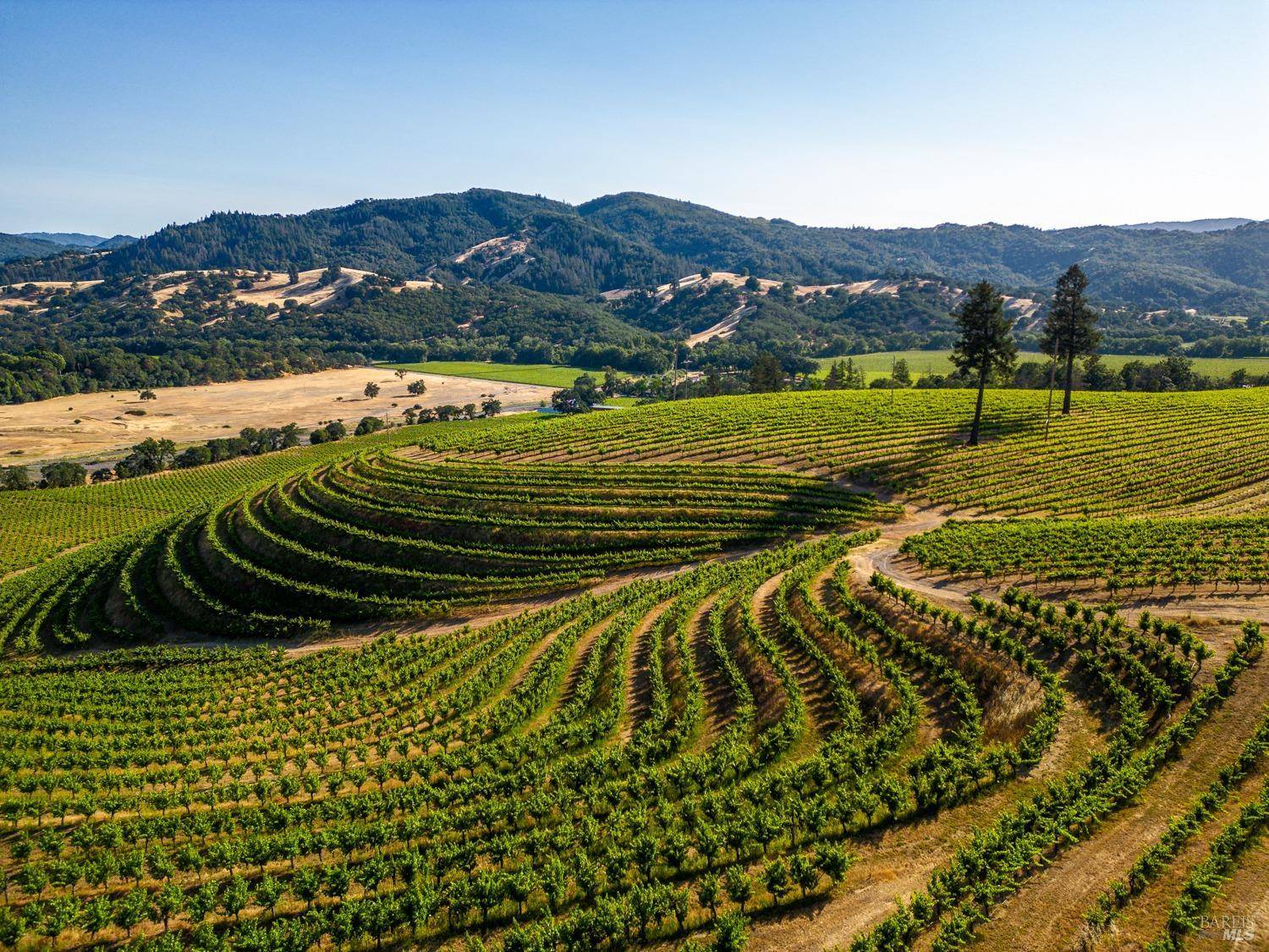 Ukiah, CA 95482,5701 Old River RD
