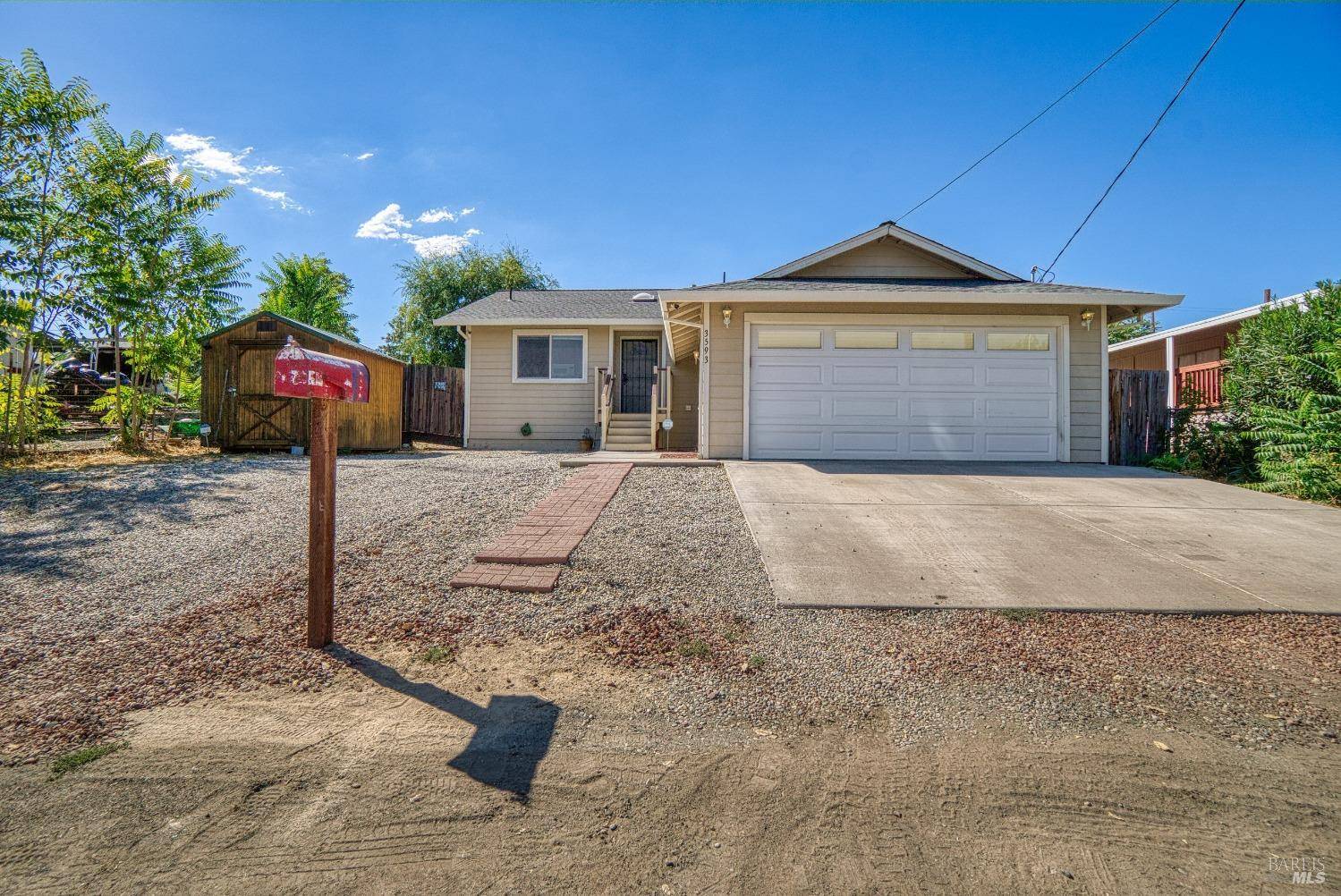 Clearlake, CA 95422,3593 Peony ST