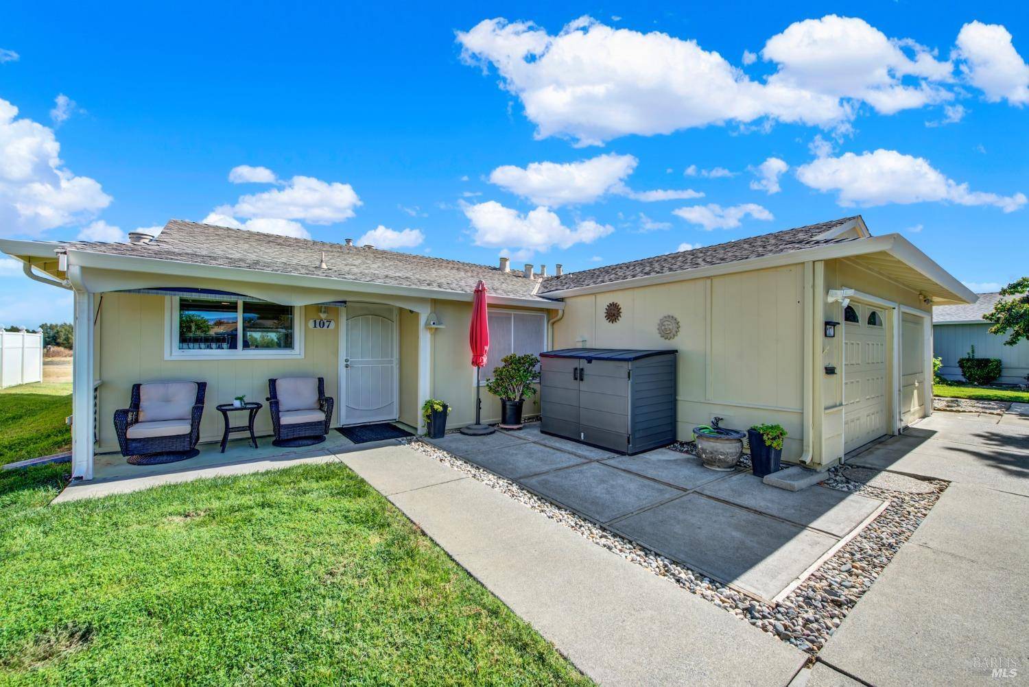 Vacaville, CA 95687,107 Monterey DR