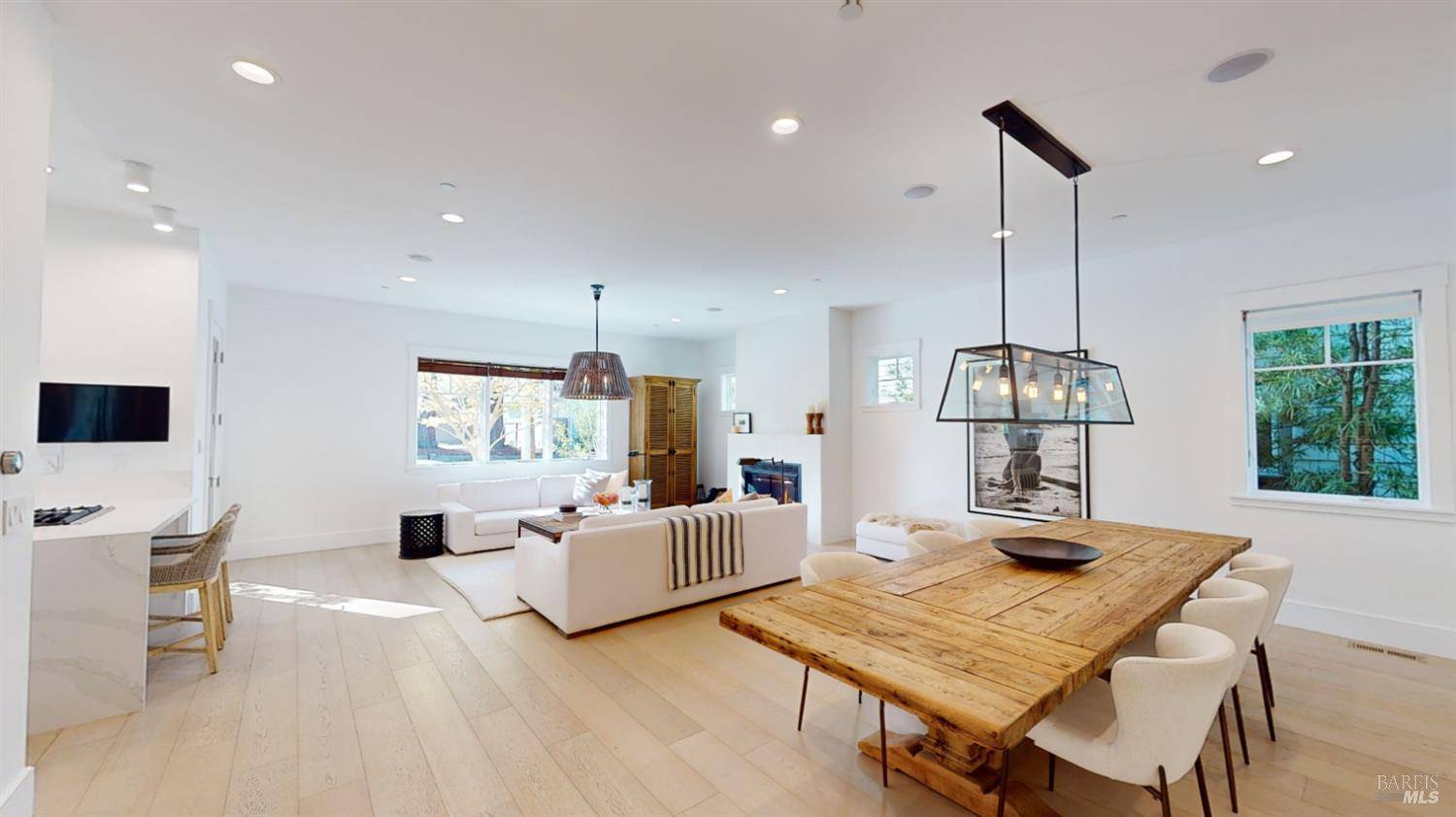 Healdsburg, CA 95448,111 Grant ST