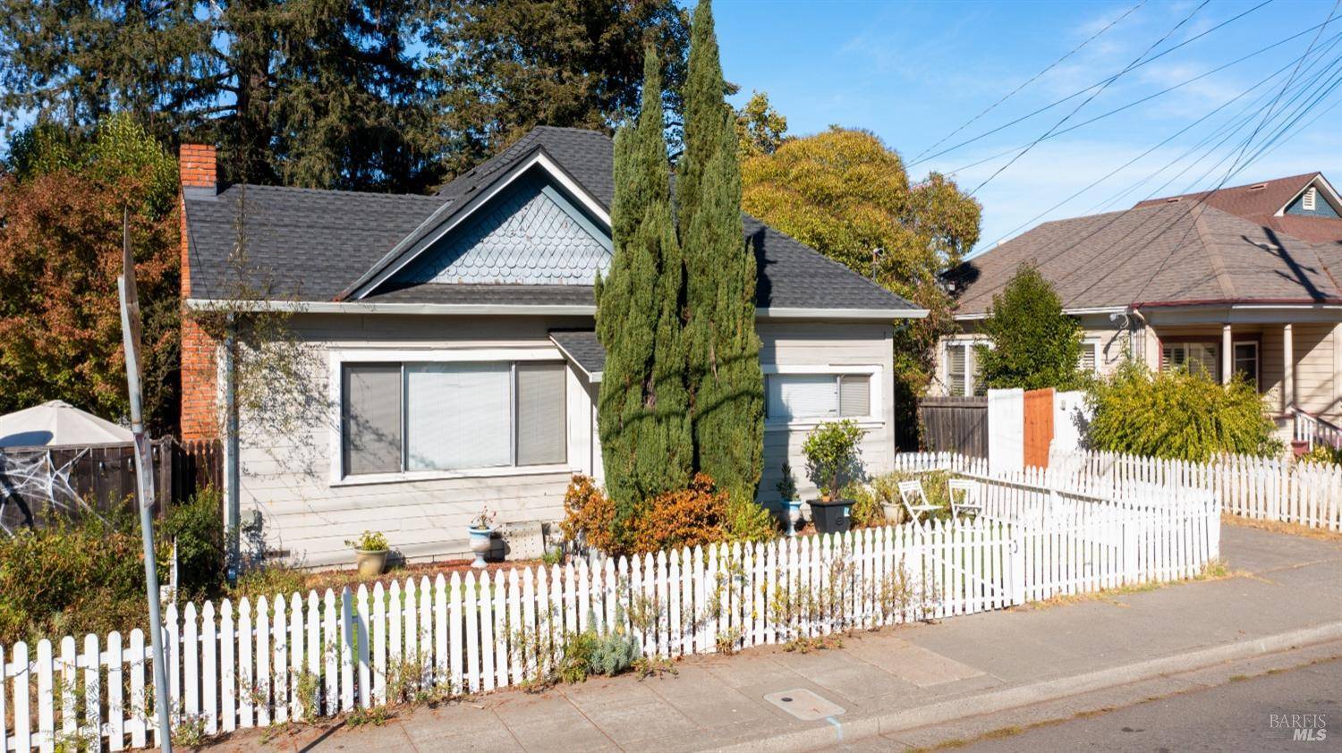 Santa Rosa, CA 95404,705 Tupper ST