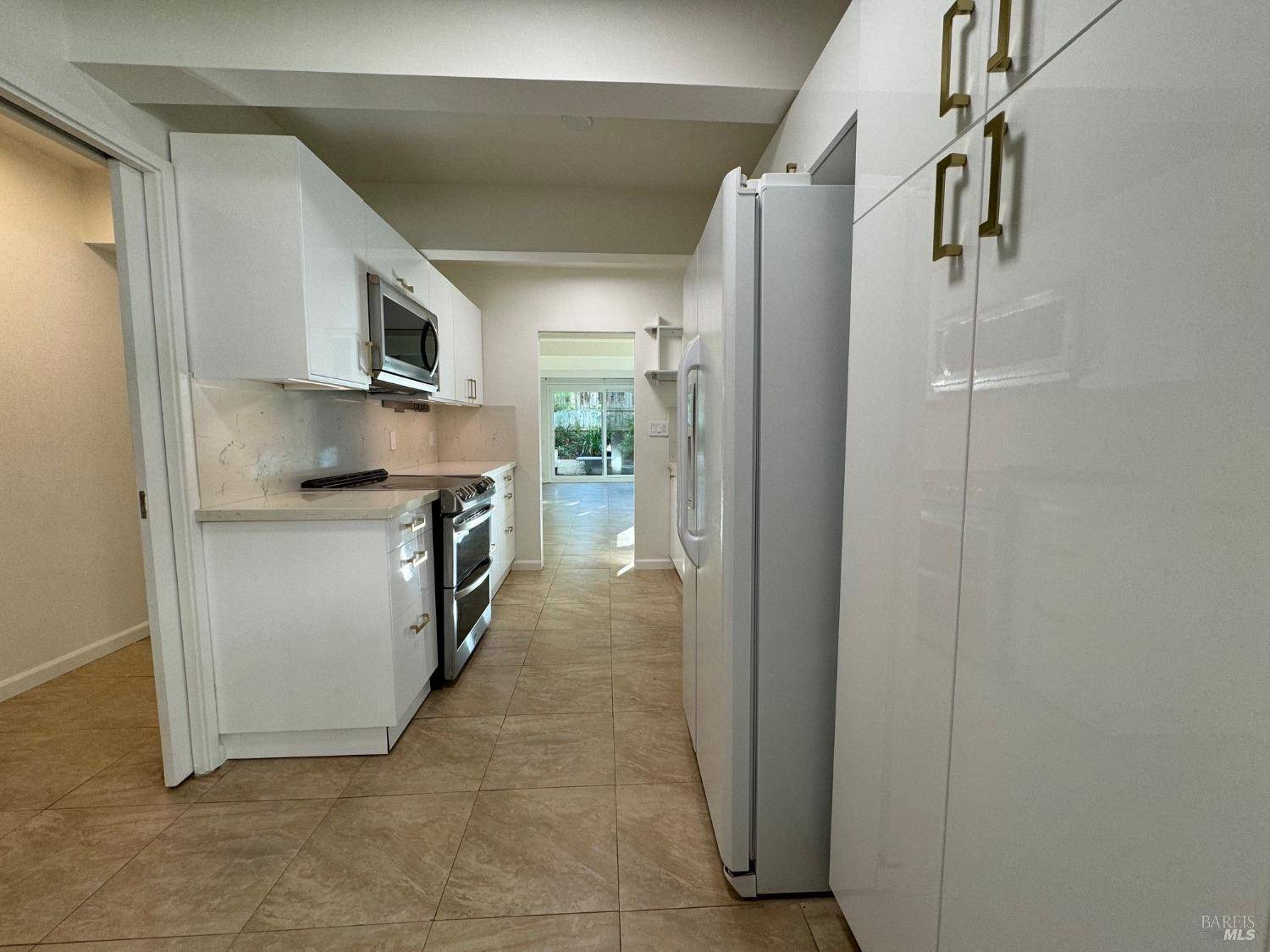 Greenbrae, CA 94904,320 Via Casitas 108