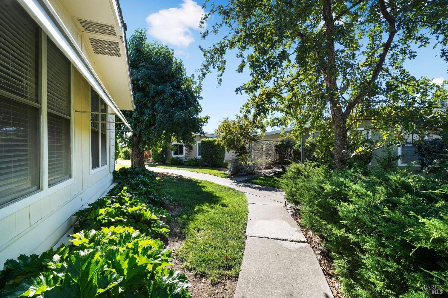 Santa Rosa, CA 95409,183 Mosscreek CT