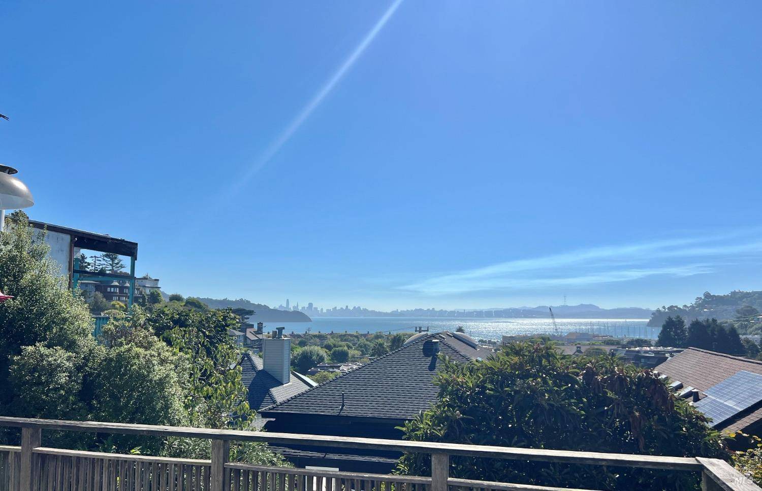 Tiburon, CA 94920,1720 Centro West ST