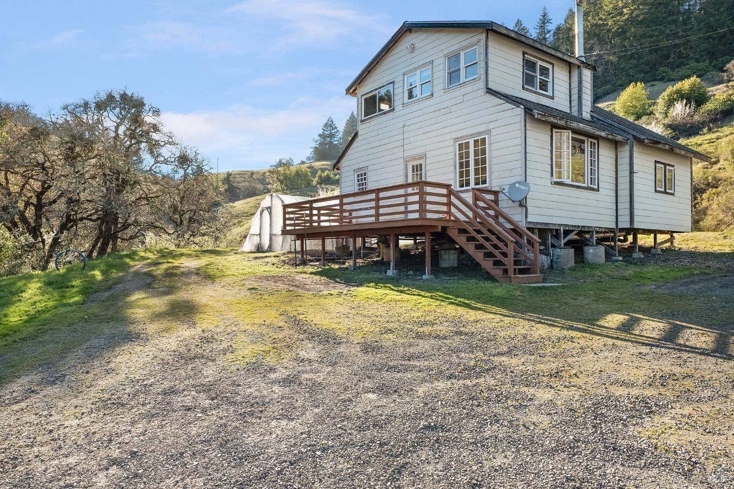 Willits, CA 95490,4385 Blackhawk DR