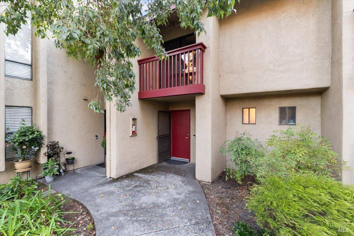 Santa Rosa, CA 95409,44 Redwood CT