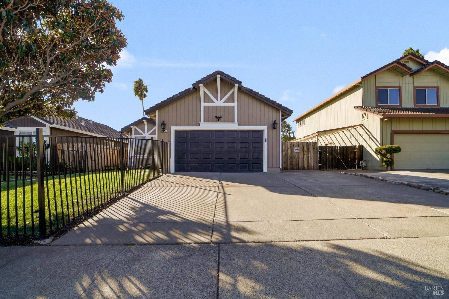 Fairfield, CA 94533,2437 Dawn WAY