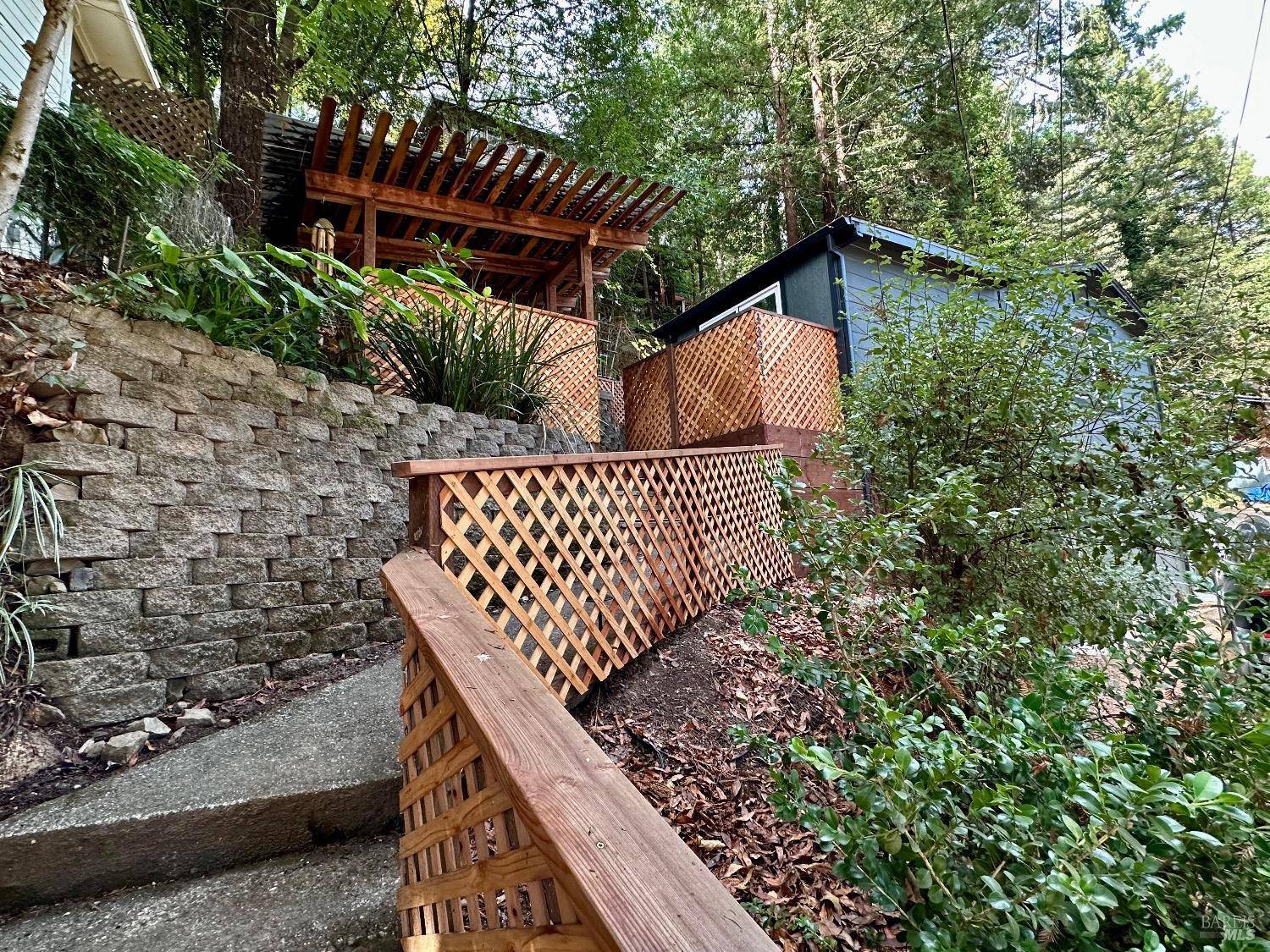 Guerneville, CA 95446,13931 Fern RD