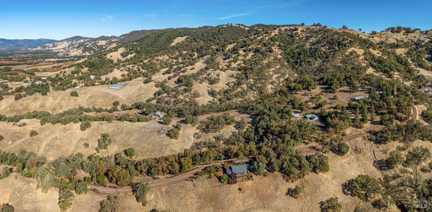 Redwood Valley, CA 95470,3380 Black Bart TRL