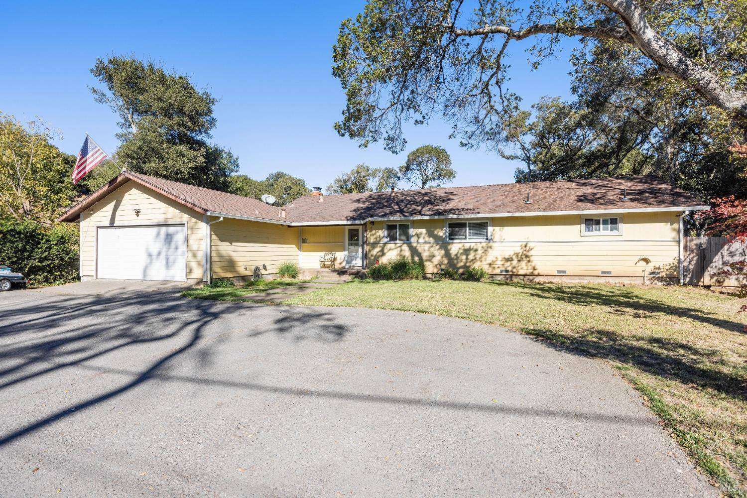 Penngrove, CA 94951,303 Orchard LN
