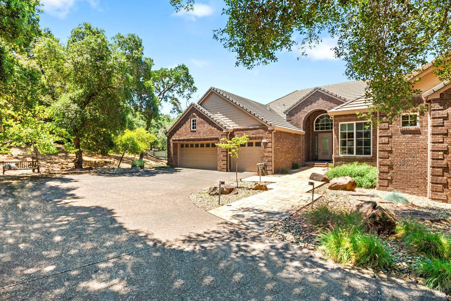 Napa, CA 94558,1120 Castle Oaks DR