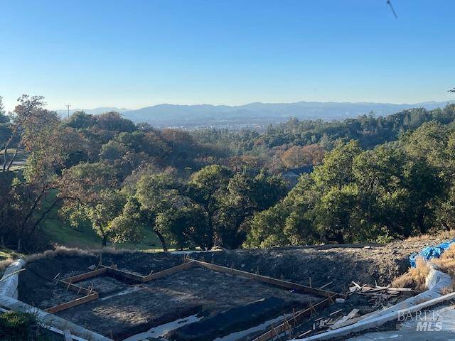 Santa Rosa, CA 95403,5251 Vista Grande DR