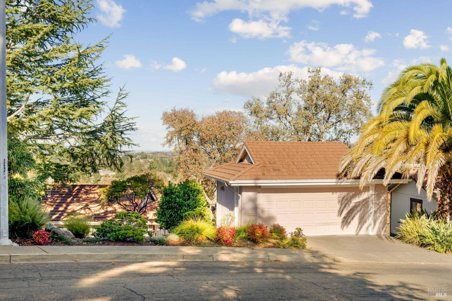 Novato, CA 94947,136 Drakewood PL