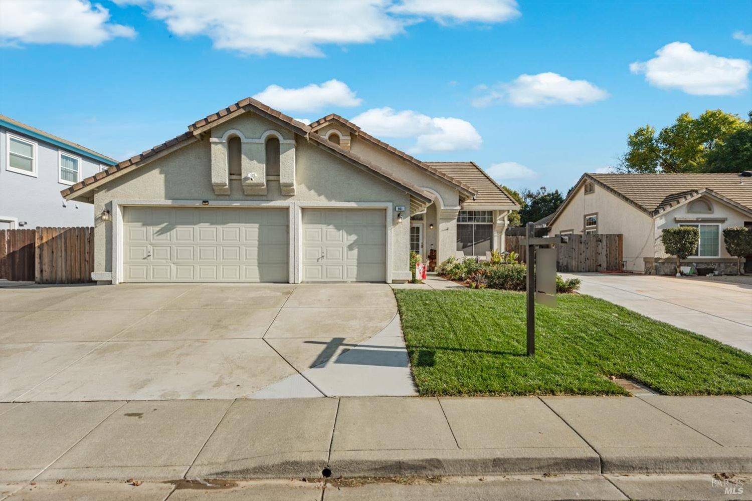 Vacaville, CA 95687,961 Copper WAY