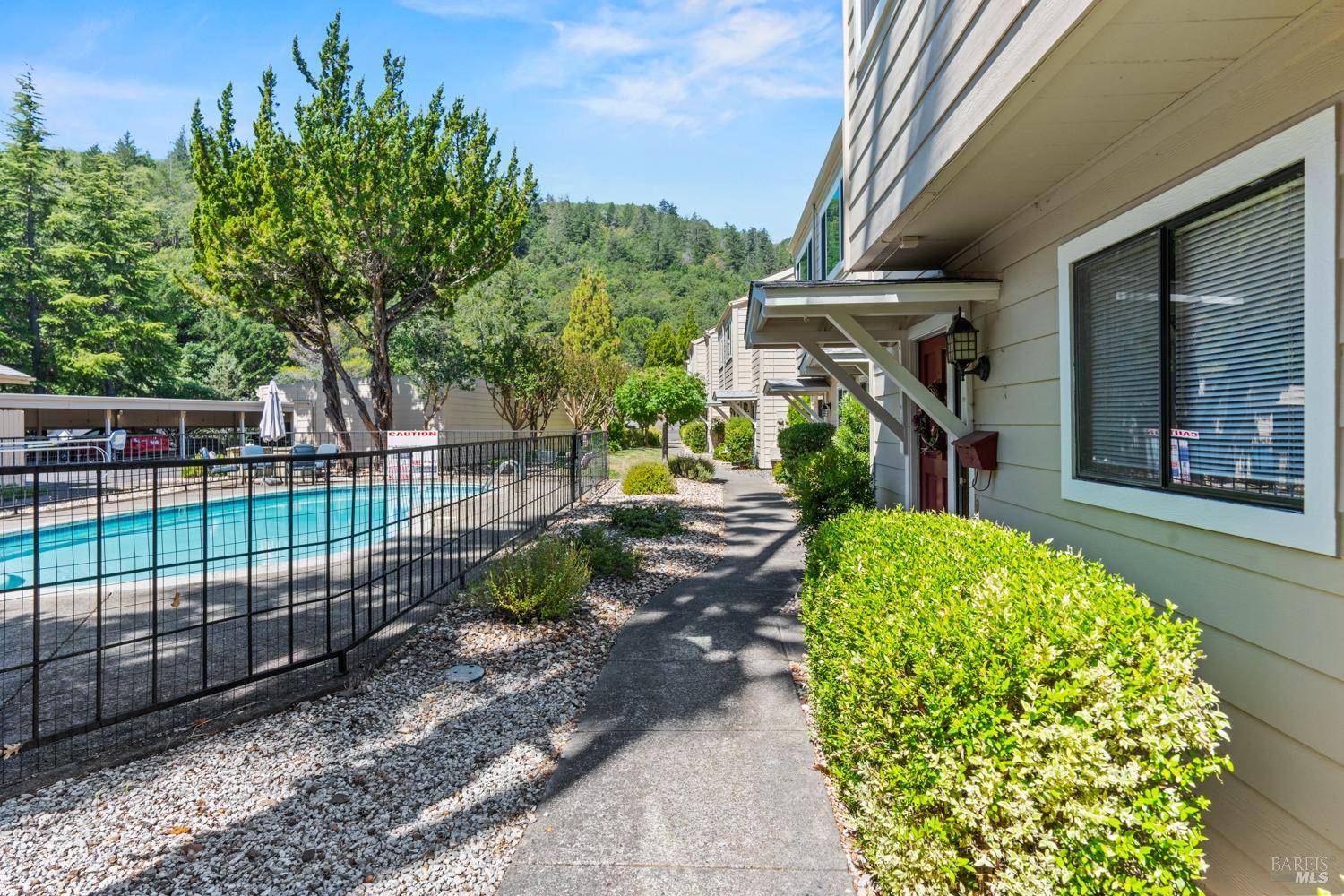 Ukiah, CA 95482,280 San Jacinta DR M