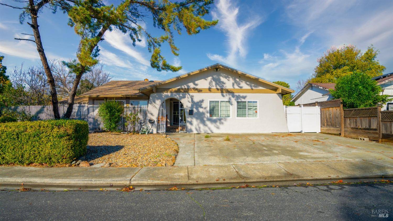 Fairfield, CA 94533,2571 Sunrise DR