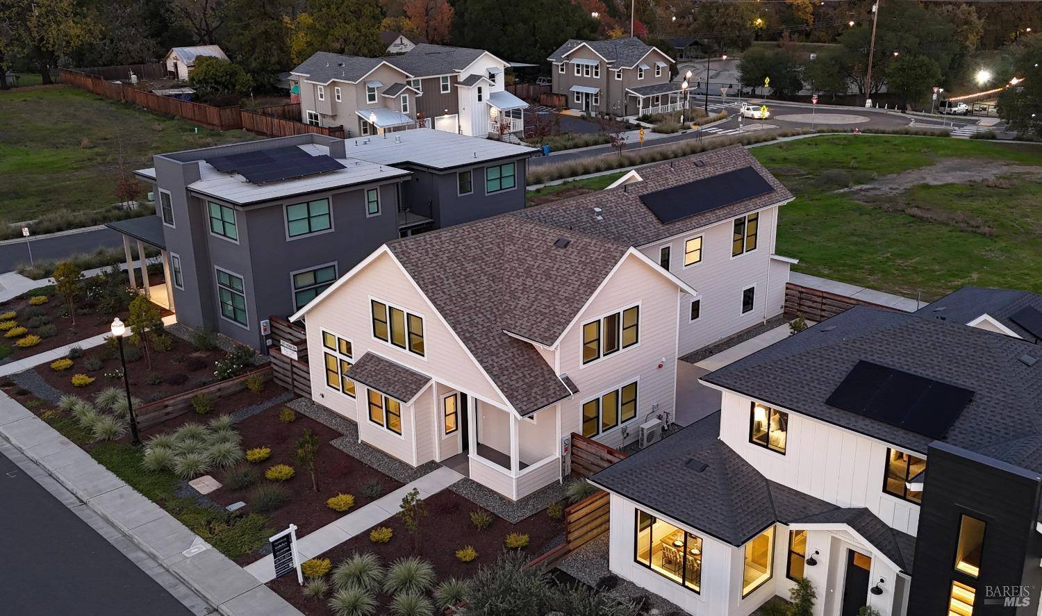 Healdsburg, CA 95448,1010 Trentadue WAY