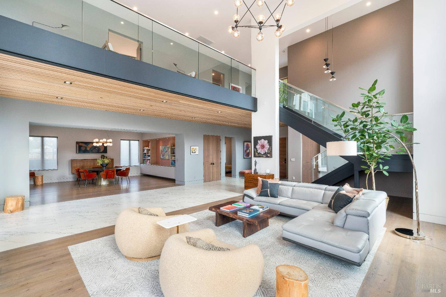 Healdsburg, CA 95448,991 Grove ST