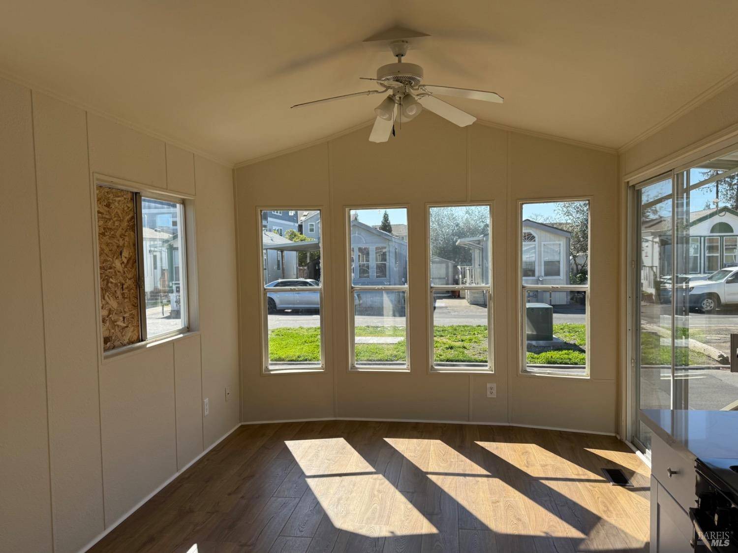 Santa Rosa, CA 95407,111 El Crystal DR