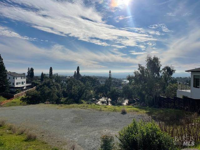 Santa Rosa, CA 95403,3732 Woodbourne PL