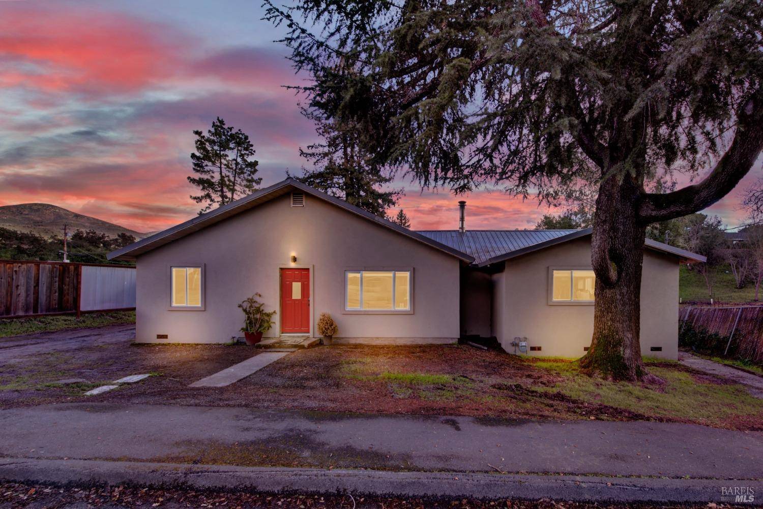 Napa, CA 94558,2015 Monticello RD