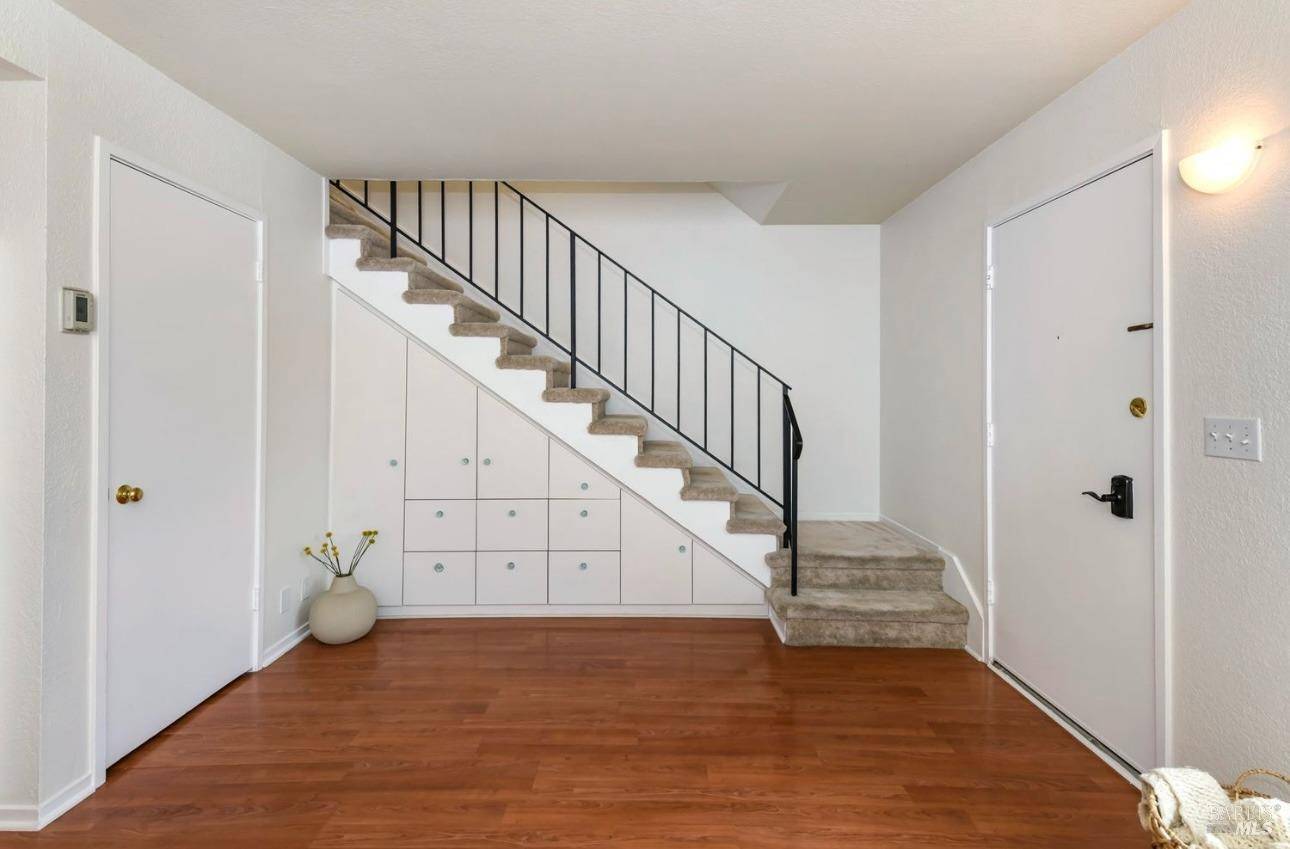Corte Madera, CA 94925,1411 Casa Buena DR 27