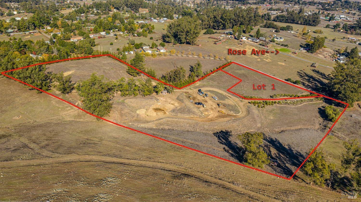 Penngrove, CA 94951,1355 Rose AVE