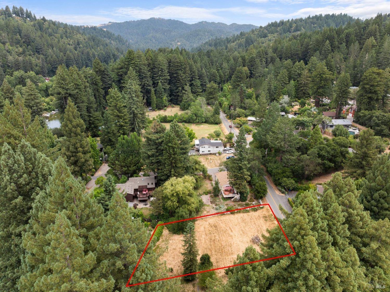 Guerneville, CA 95446,15858 Drake RD