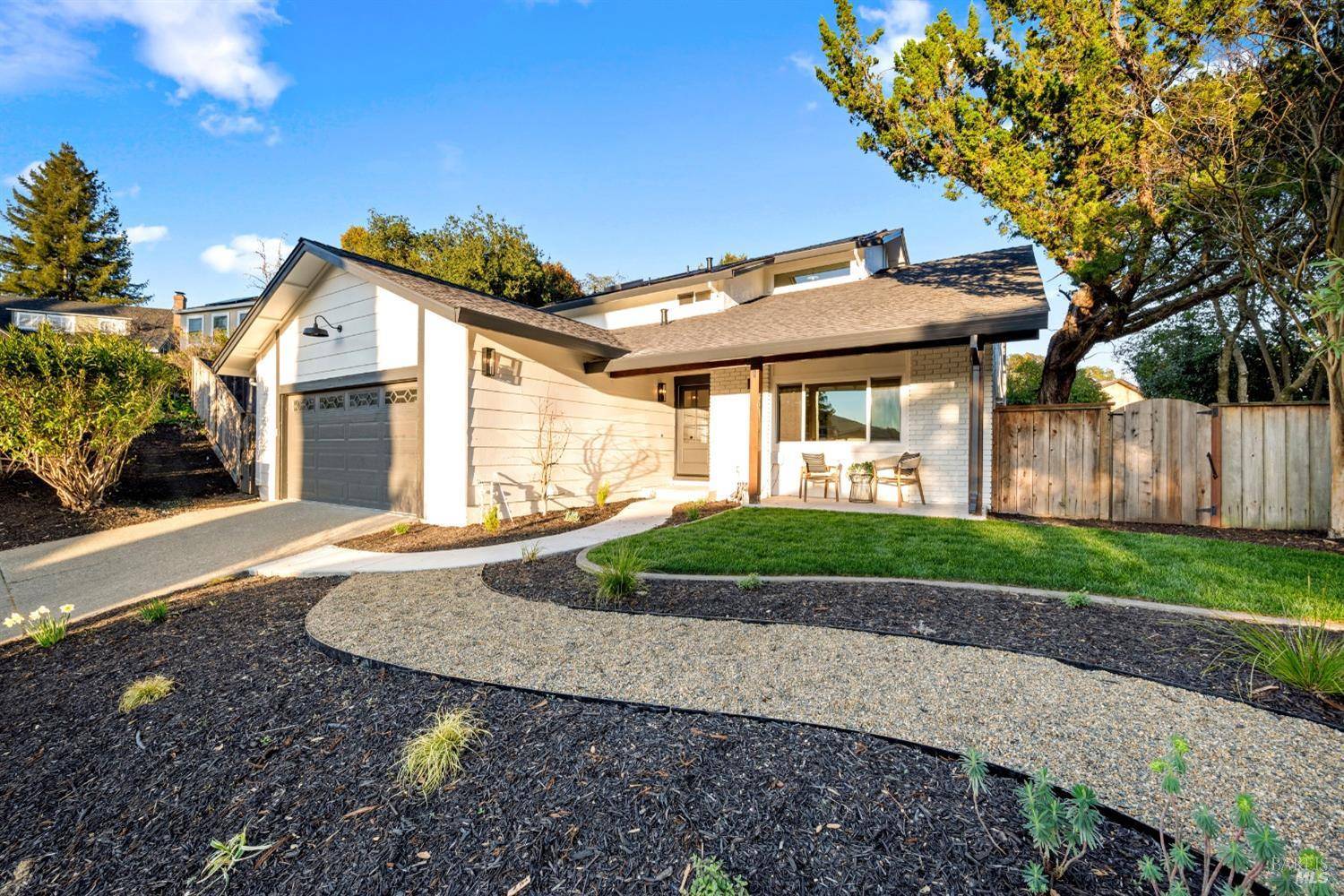 Napa, CA 94558,1152 Stanford CT