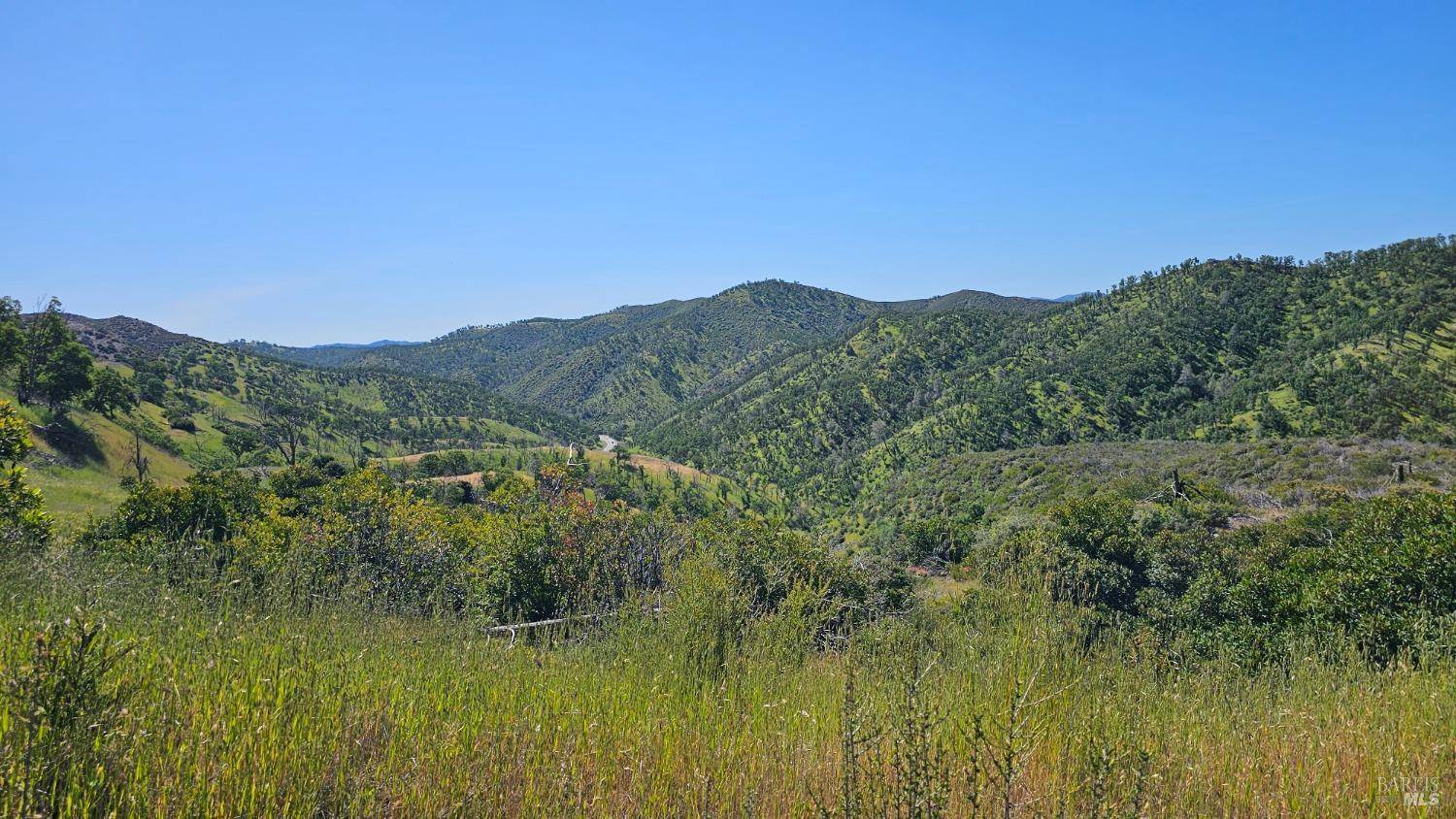 Clearlake Oaks, CA 95423,25156 E State Hwy 20