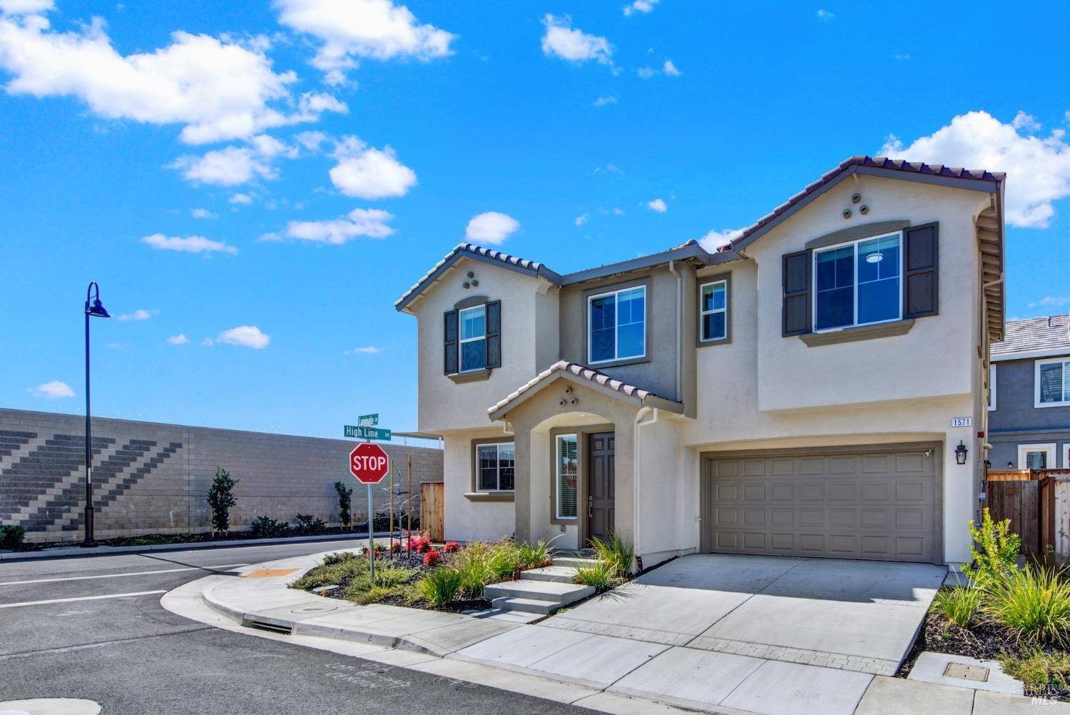 Fairfield, CA 94533,1571 Luminate LN