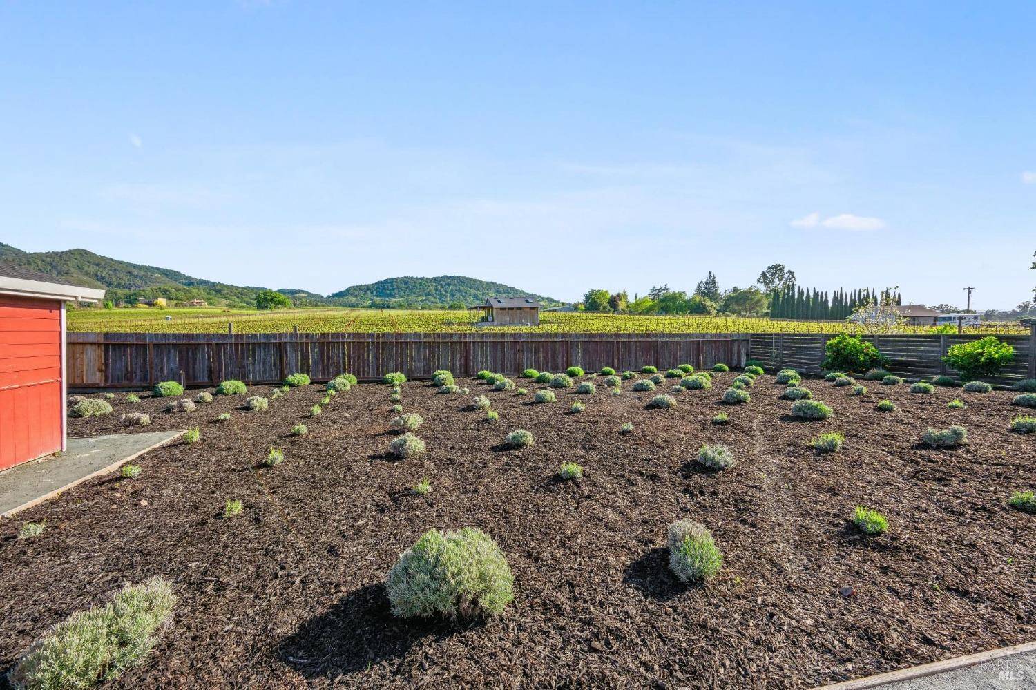Napa, CA 94559,105 Kreuzer LN