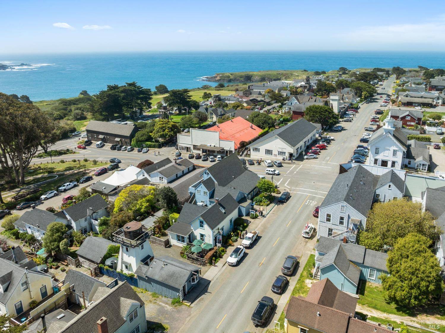 Mendocino, CA 95460,10481 Lansing ST