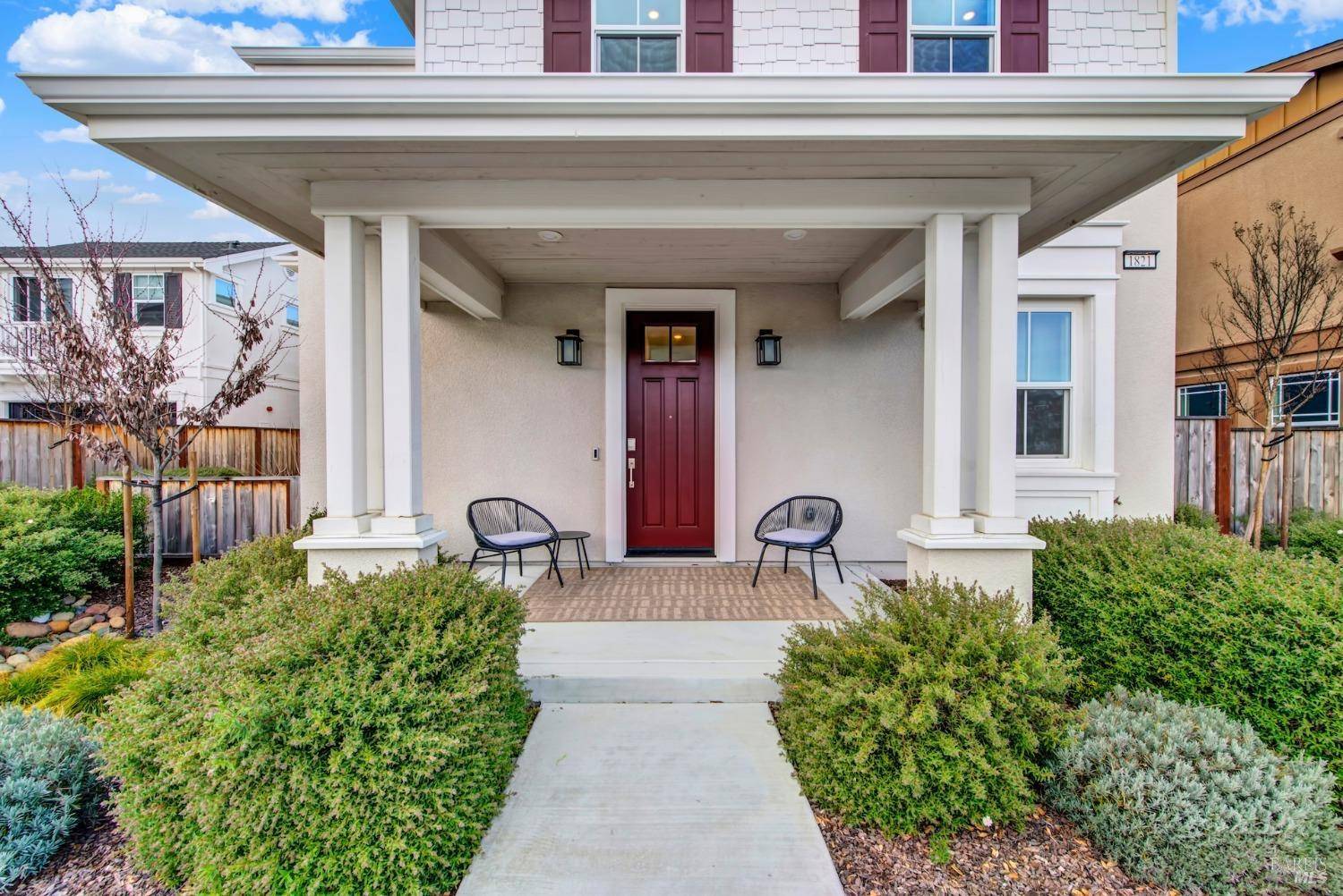 Petaluma, CA 94952,1821 Bautista WAY