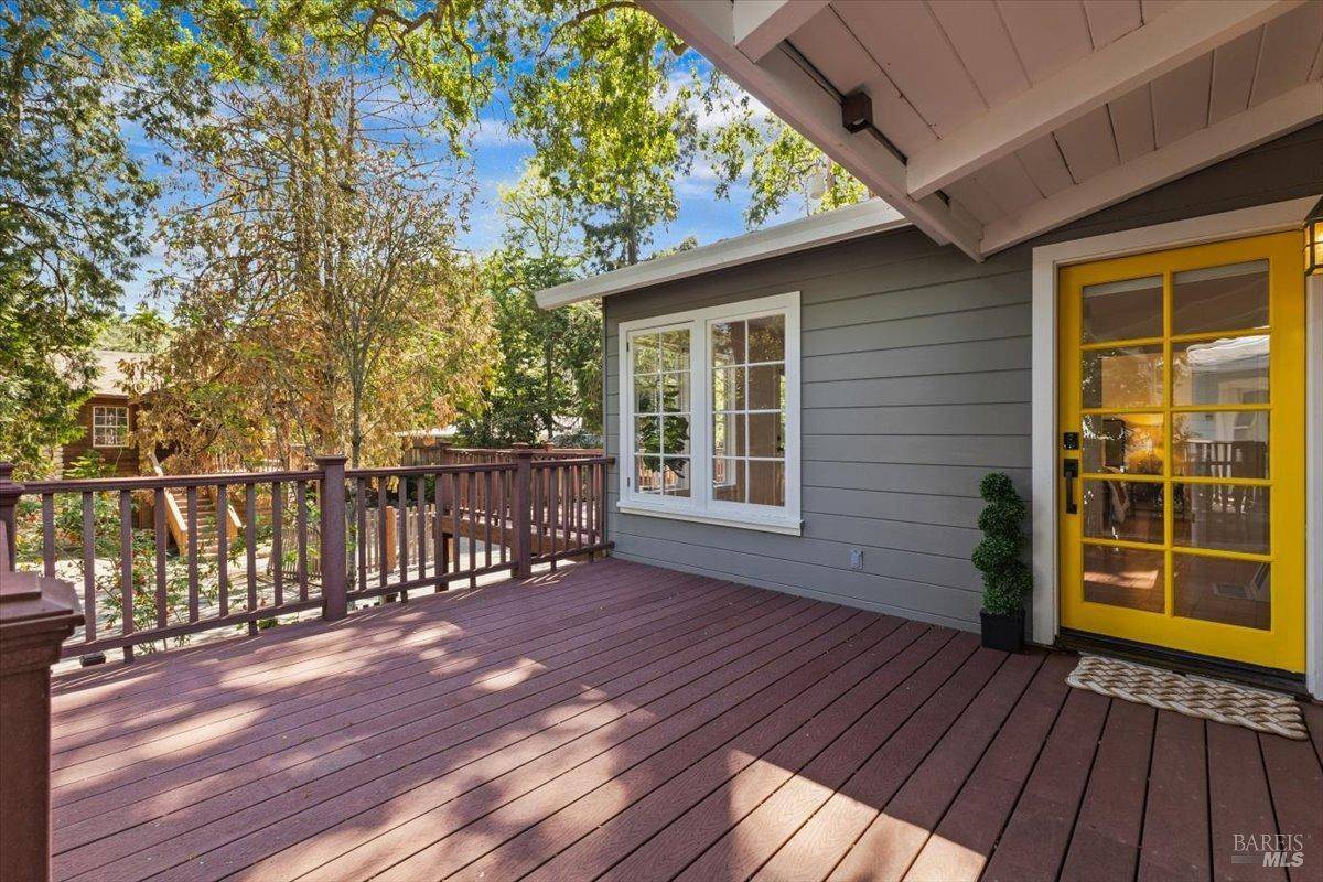 Healdsburg, CA 95448,2787 N Fitch Mountain RD
