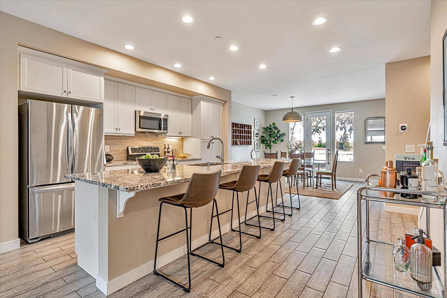 Windsor, CA 95492,124 Johnson ST