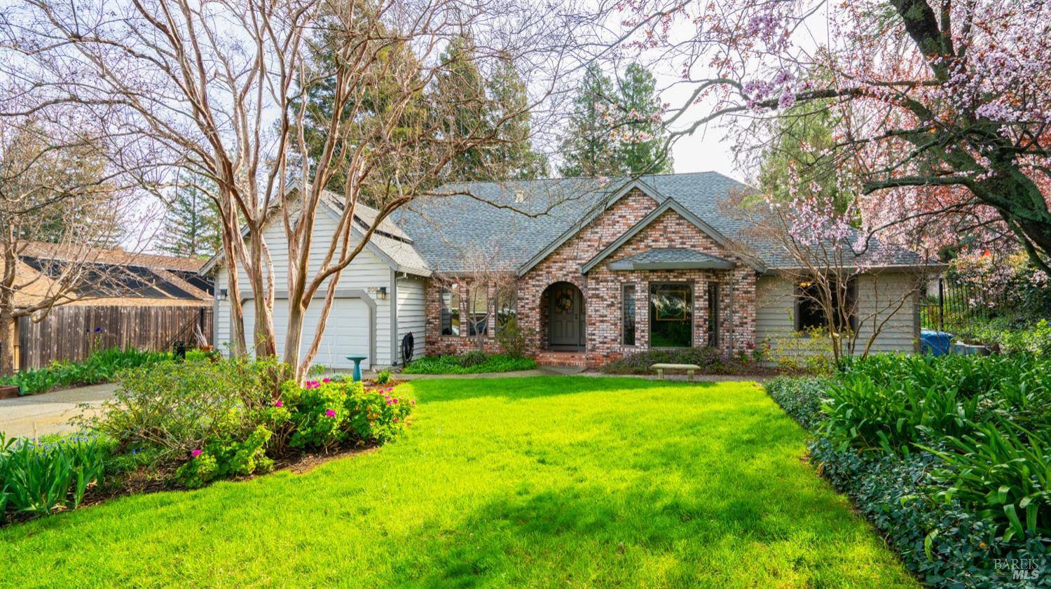 Vacaville, CA 95688,208 Auburn WAY