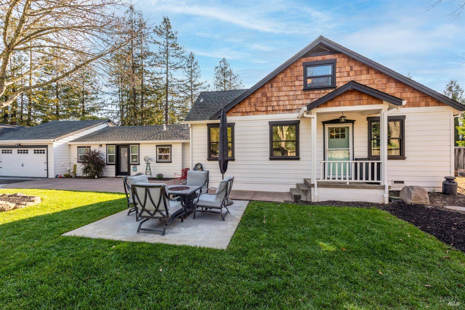 Santa Rosa, CA 95404,824 Brush Creek RD