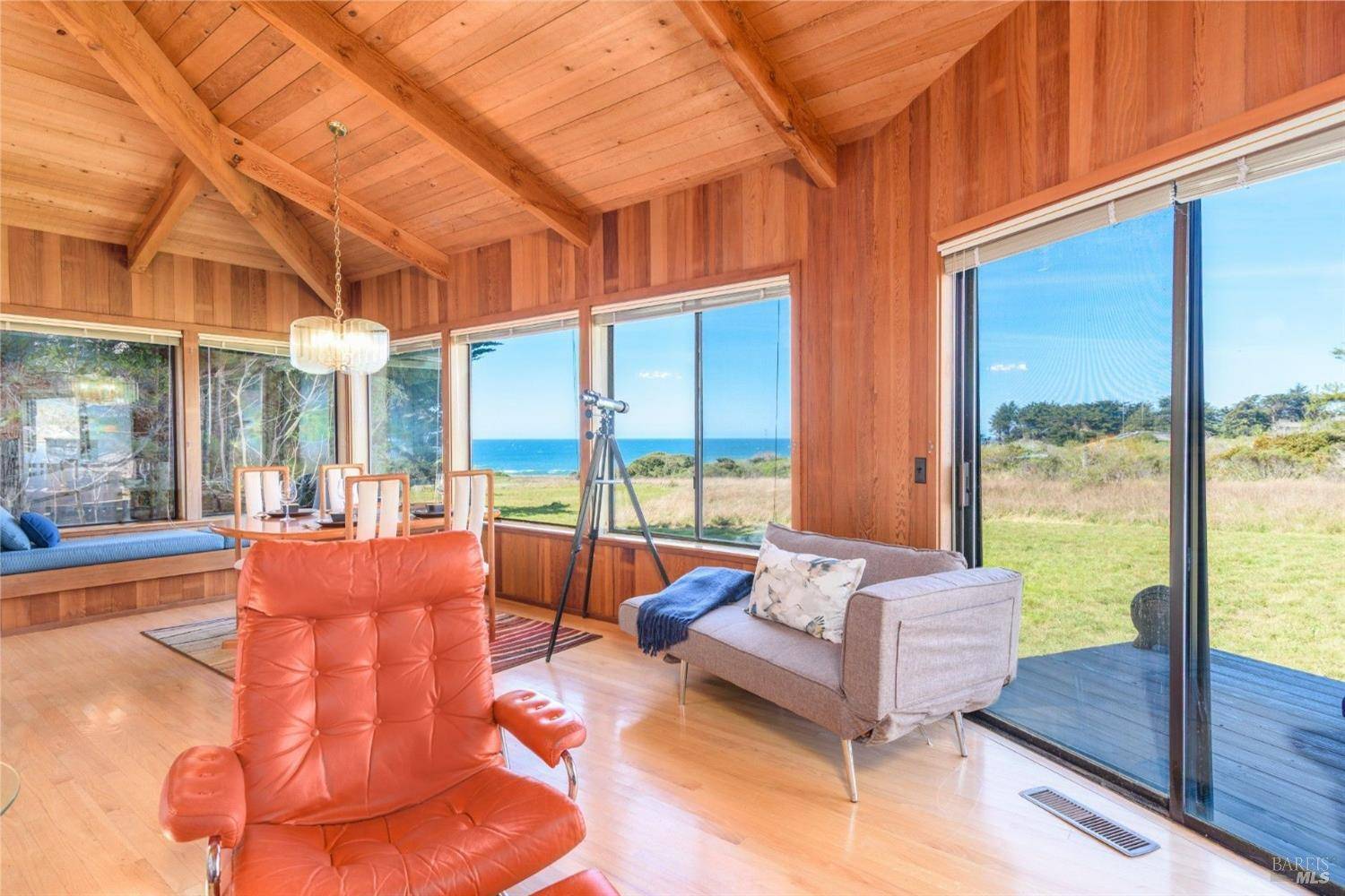 The Sea Ranch, CA 95497,233 Lands End