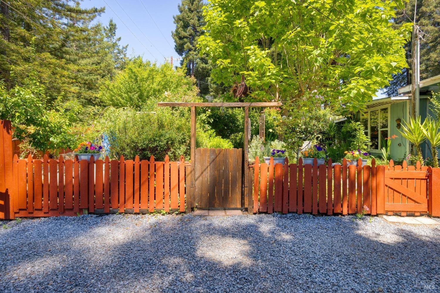 Cazadero, CA 95421,58 Magic Mountain RD
