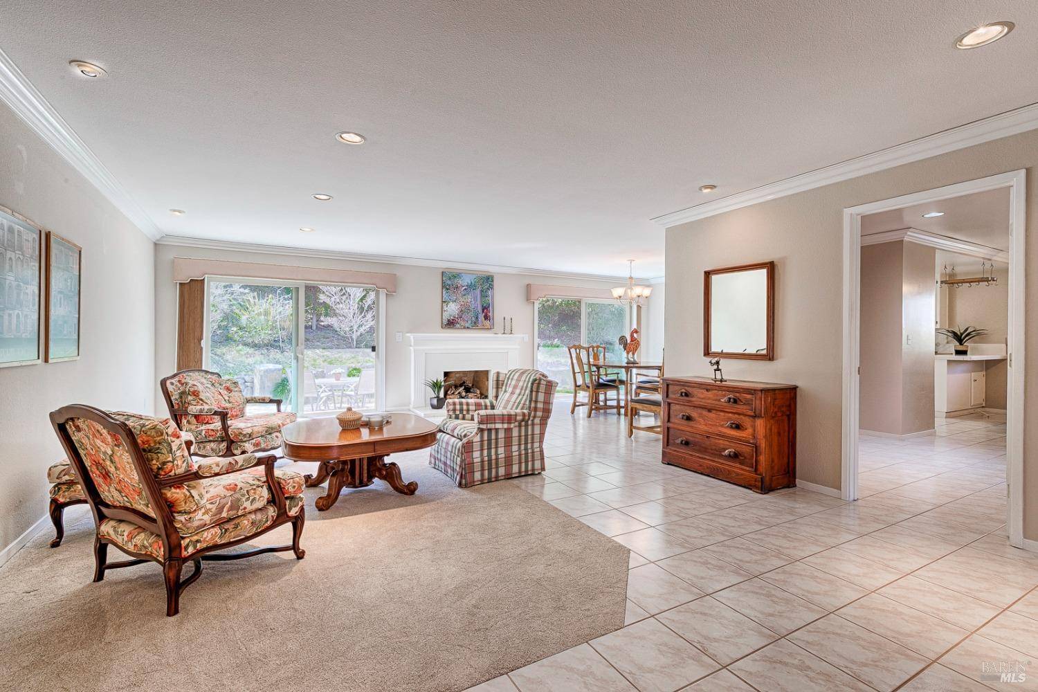 Santa Rosa, CA 95409,431 Oak Brook LN