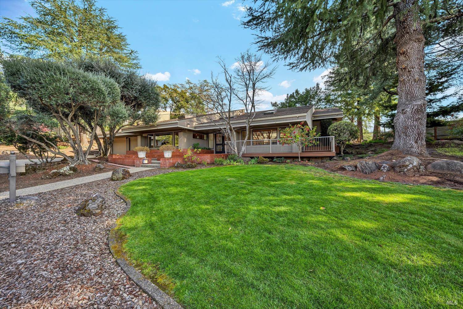 Napa, CA 94558,523 Westgate DR