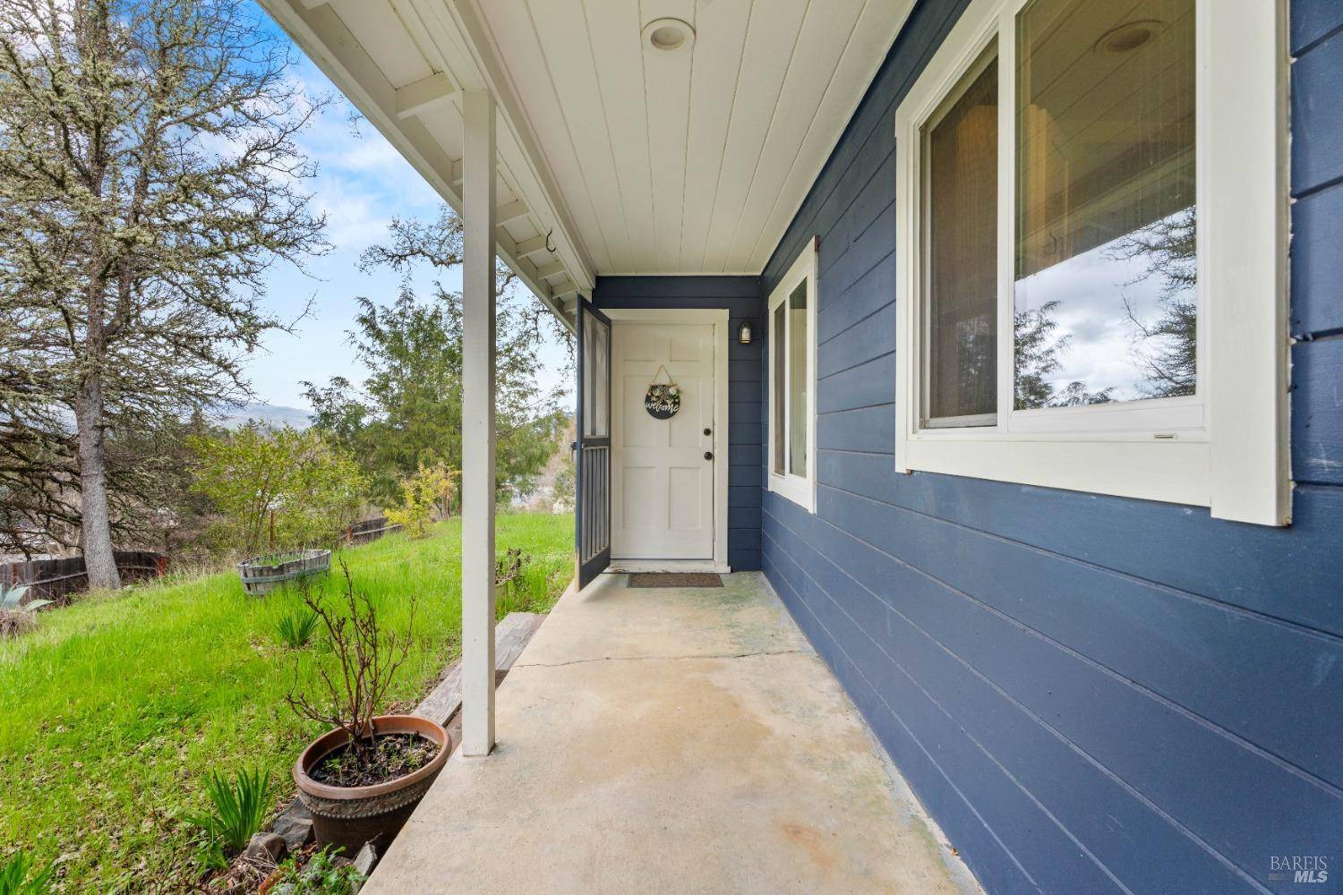 Ukiah, CA 95482,210 Bourbon LN